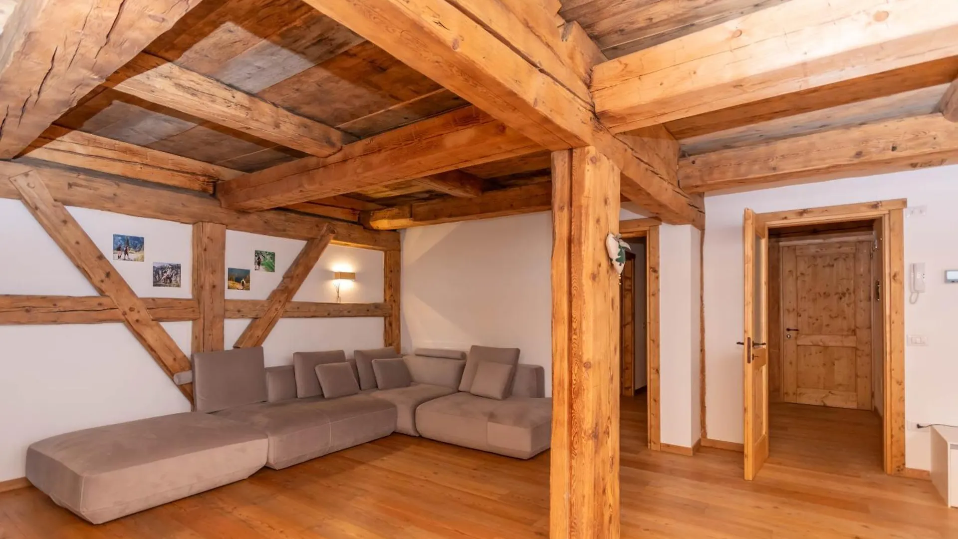 Arabba Bright Loft Apartment Livinallongo Del Col Di Lana Italy